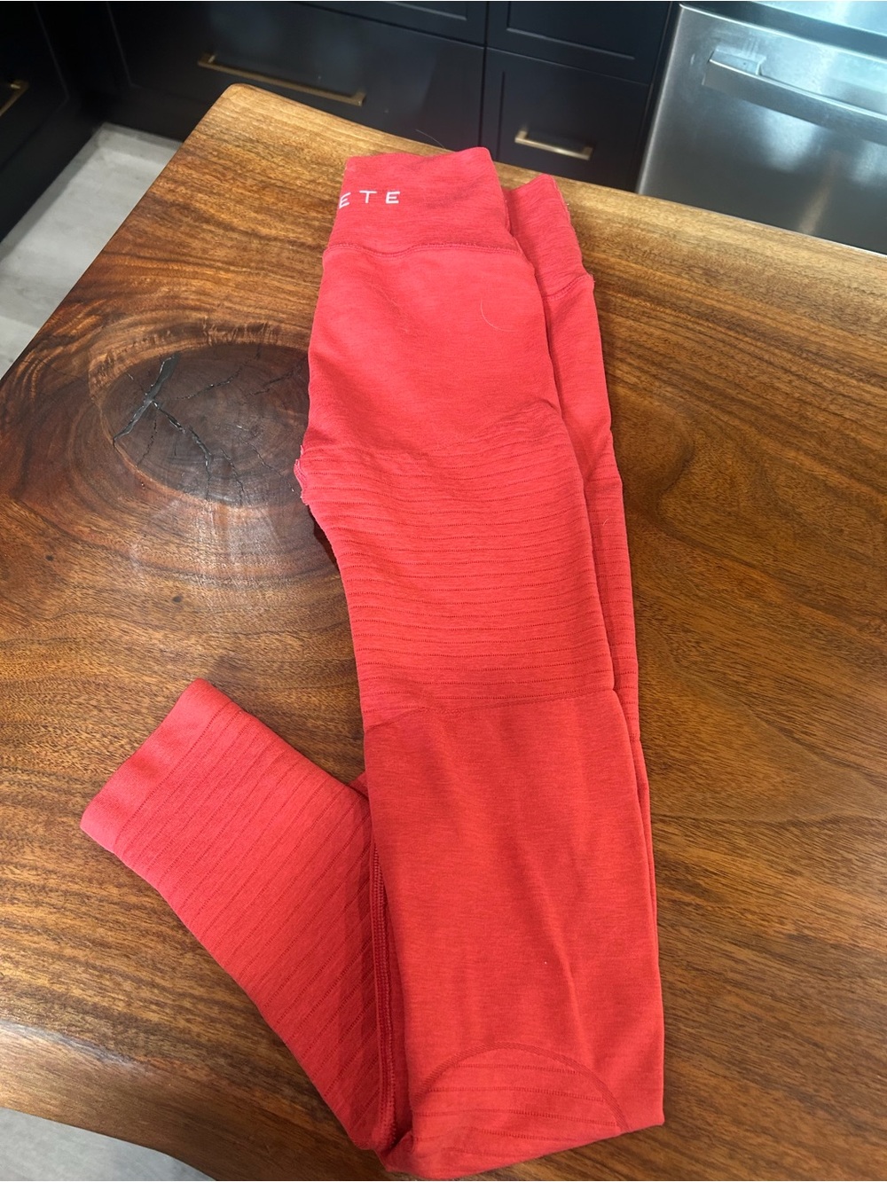 Alphalete legging